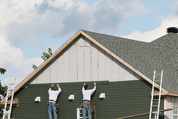 Professional Siding technician working in Haywood, VA